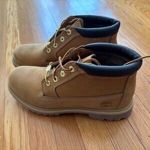 Timberland Women's Nellie Warm Waterproof Chukka Boot - Size 10